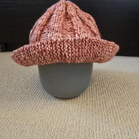 Vintage Granny Knit Pink Bucket Hat - Picture 1 of 4